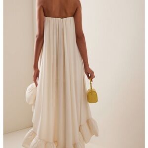 Elegant Cream Strapless Dress